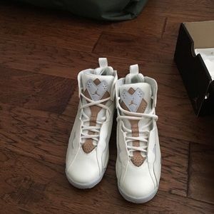 Jordan True Flight GGA